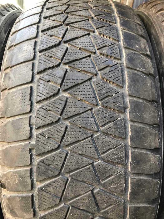 255/55 R 18 Bridgestone Blizzak DM-V2 109T XL 4мм б/у -2шт