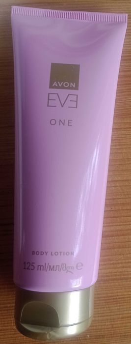 Perfumowany balsam do ciała EVE One