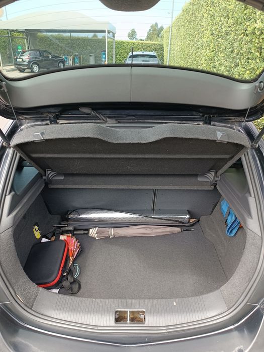 Opel Astra GTC — fotografia 7