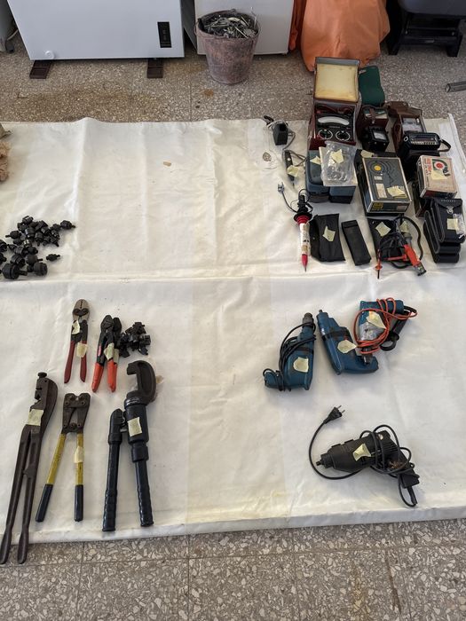 Conjunto de ferramentas indistriais. refrigeracao / mecanica / electic