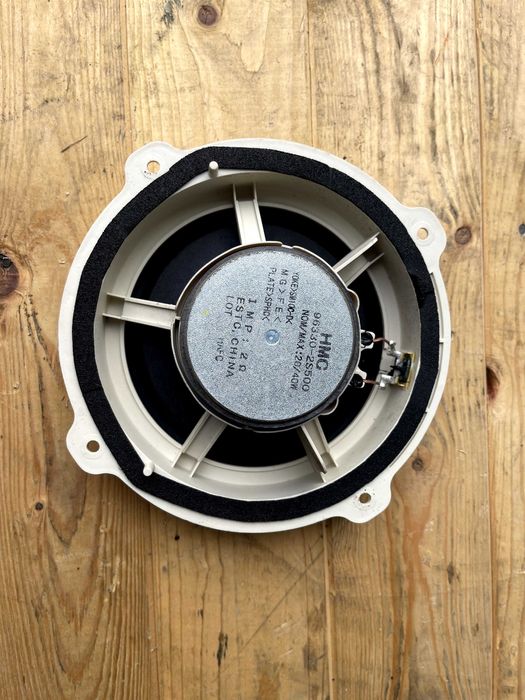 Głośnik lewy tył Hyundai IX35