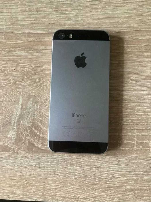 Apple iphone se 16gb space gray
