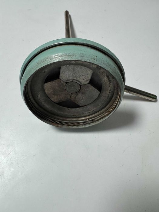 Ключ для закатки банок