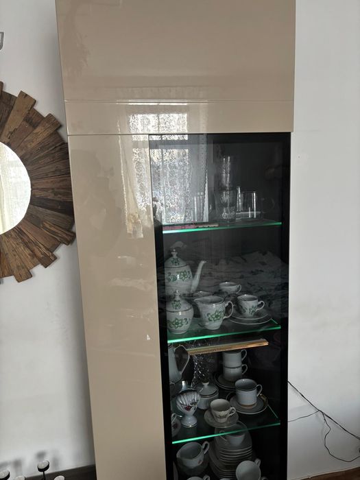 Sprzedam meble do salonu.