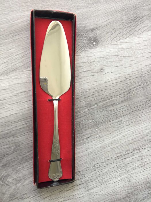 Cake Icing Spatula with Shell Pattern428625689838233600