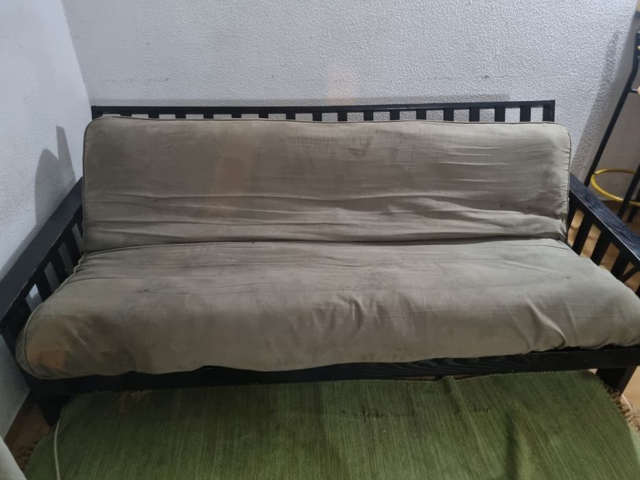 Sofá Cama usado.