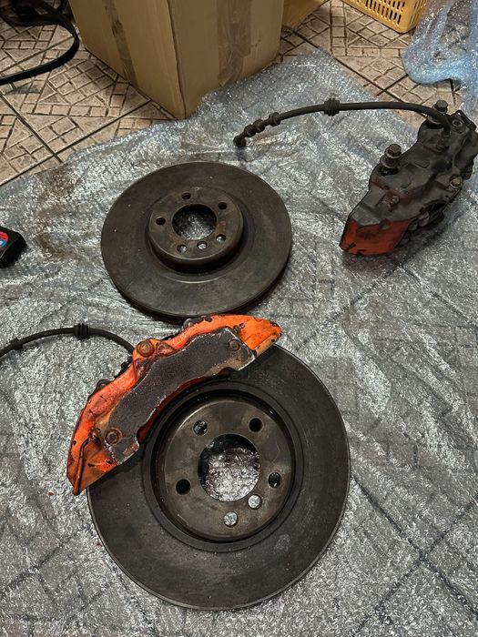 Travagem BREMBO 6 pistões, plug and play BMW E60