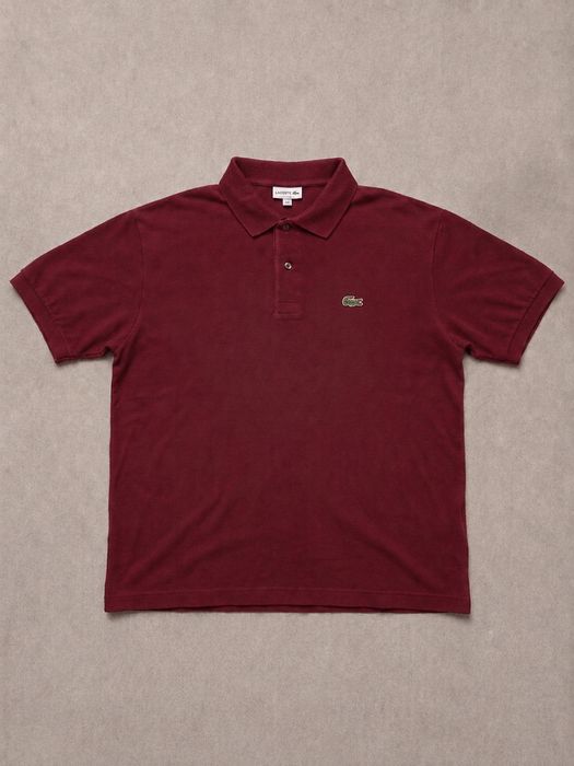 Продаю чоловічу футболку Lacoste оригінал. Чудова якість, приємний до тіла матеріал , без плям та дирок,чудово пасує під будь-який стиль.