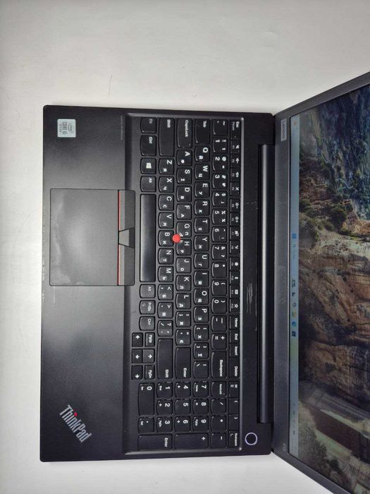 Lenovo E15 15,6 IPS Intel i5-10210U, 8 GB ОЗУ, SSD 128 GB+ 1 Tb