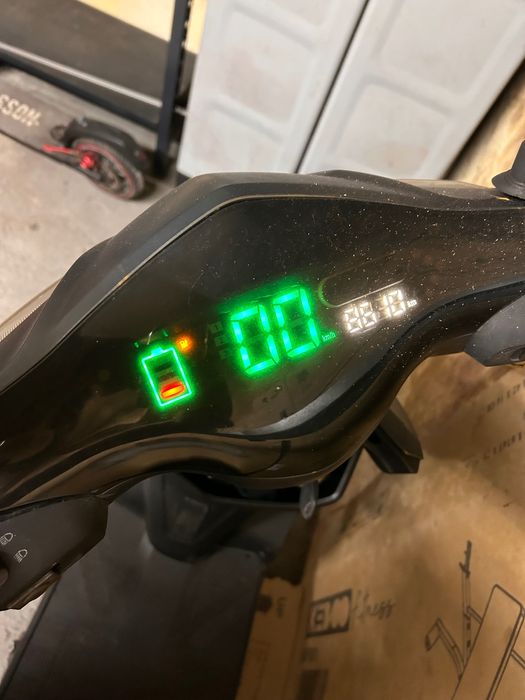 Scooter elétrica