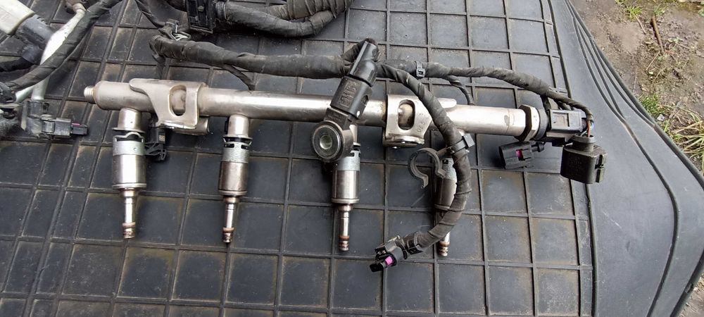 wiązka instalacja listwa wtryskiwacz vw skoda 04E972627AN