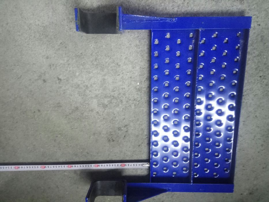 Продам металеві сходини