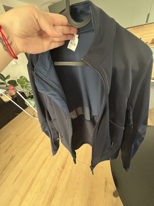 Kurtka softshell decathlon
