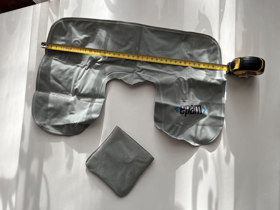 Подушка надувна з чохлом