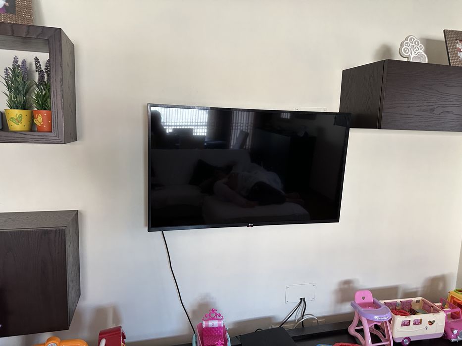 TV Led Lg para sala 42”