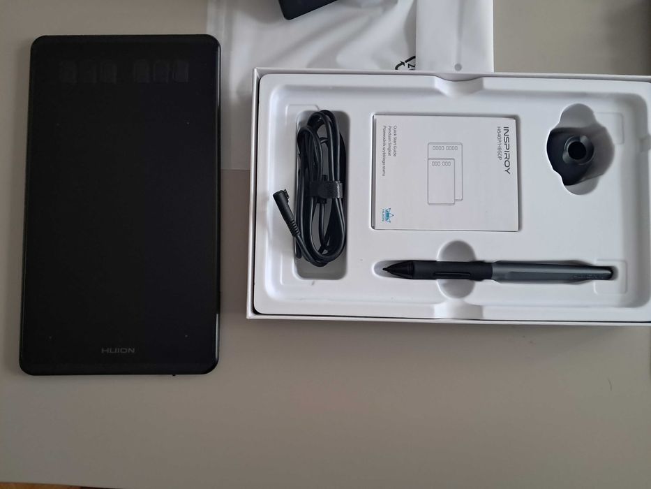 Tablet graficzny Huion H640P stan idealny