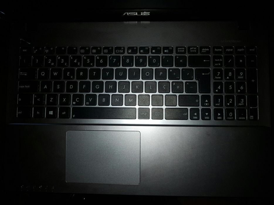 Portatil asus x550l