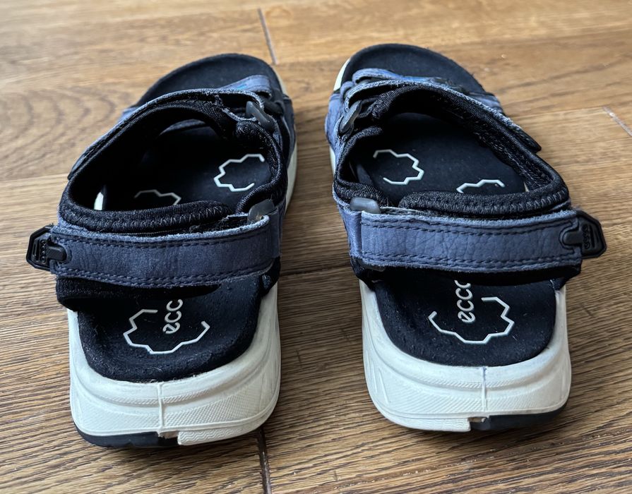 Ecco босоніжки шкіряні р.34(21,5 см)