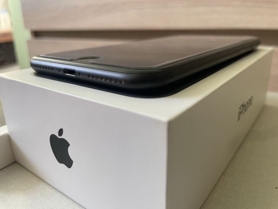 Продам iphone 7 plus 32 gb