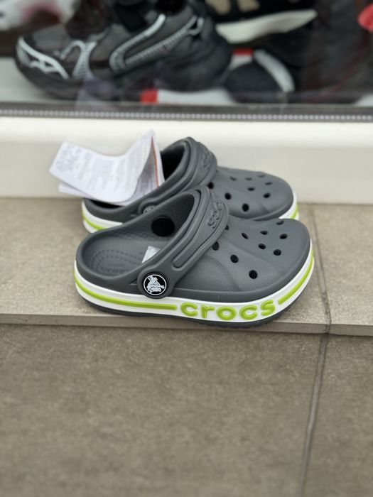 Дитячі крокси рожеві сірі Crocs bayaband kids