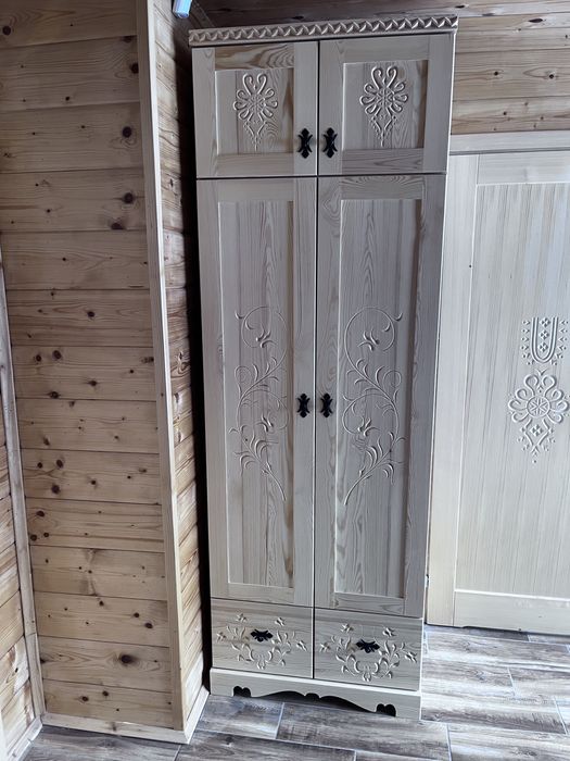 Szafa drewniana Beskid