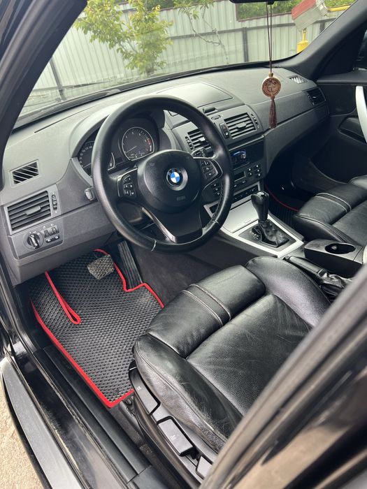 BMW X3 E83                          .