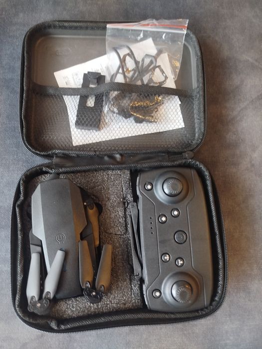Dron E88 hd nieużywany
