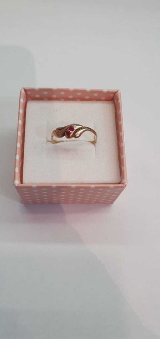 Pierścionek złoty 14 k /585/ 1,15 g.R 14 - Madej Gorlice Mickiewicza -