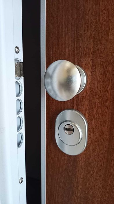 NOVA Porta blindada portrisa 198*76cm