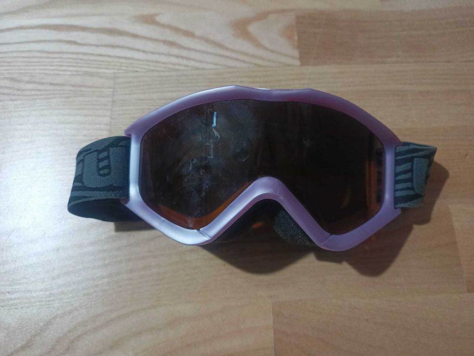 gogle narciarskie  UVEX dla dzieci - za darmo