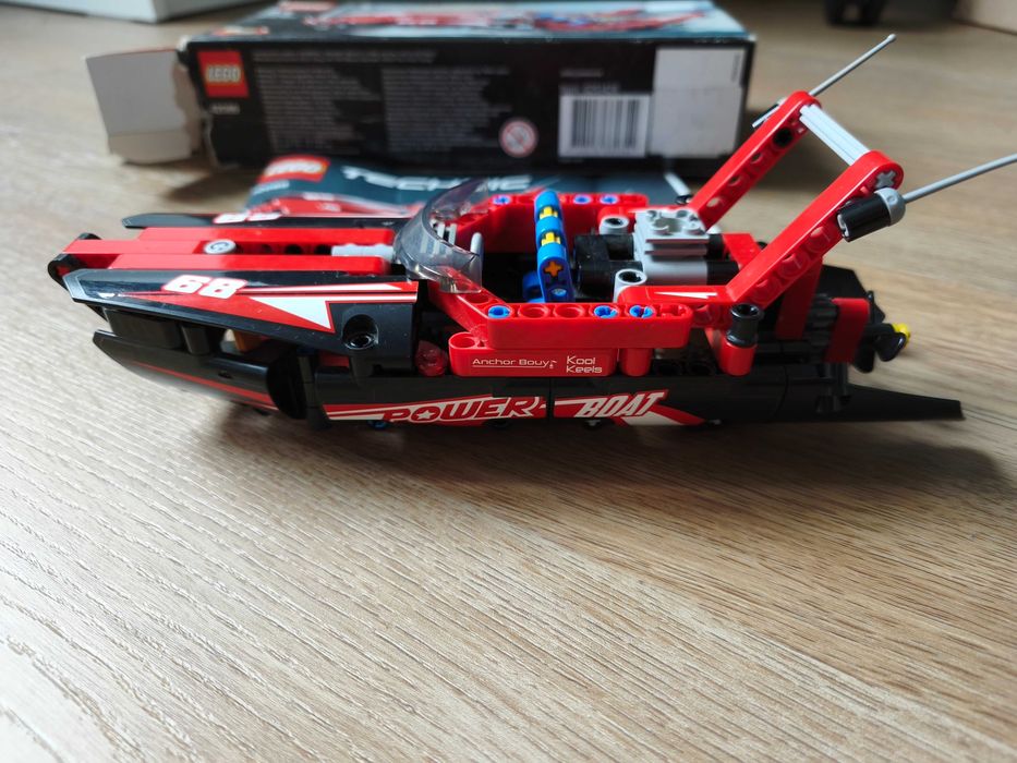 LEGO 42089 Power Boat łódka
