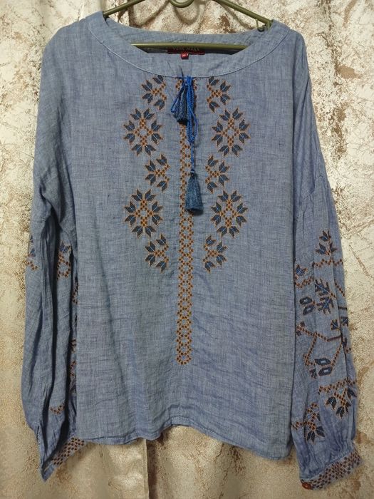 Вишиванка жіноча