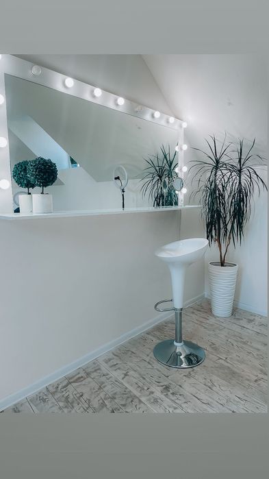 Продаж студії краси ,-Центр!