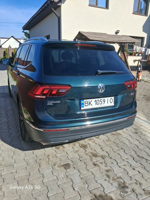 Volkswagen Tiguan SEL 2019