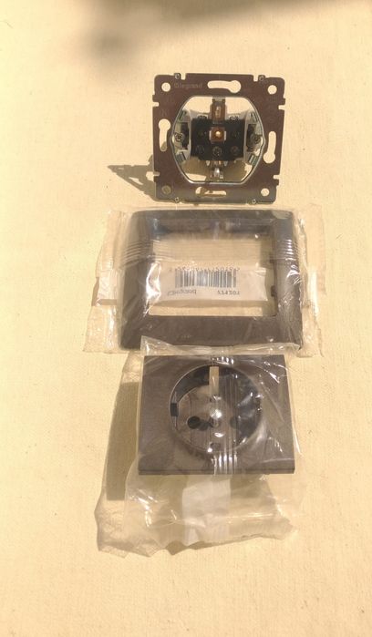 Tomada / Ficha Completa Parede