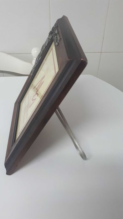 Moldura com decoração em metal64584349050499121