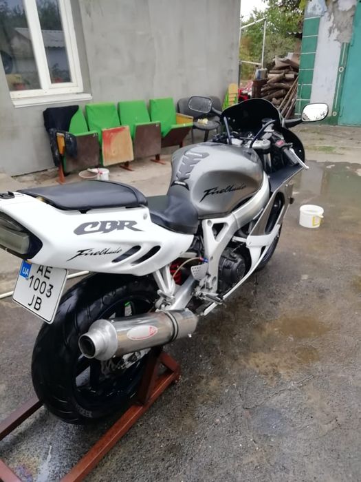 Продам Honda CBR 919