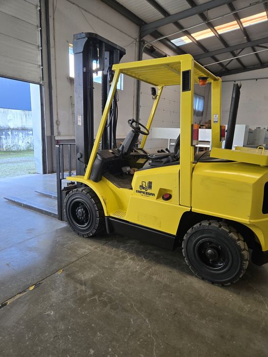 Empilhador Hyster 4000KG