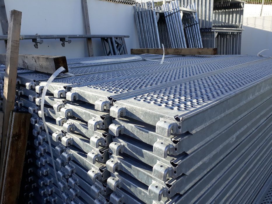 Andaime Europeu de fachada Aço Galvanizado - Layher Compatível