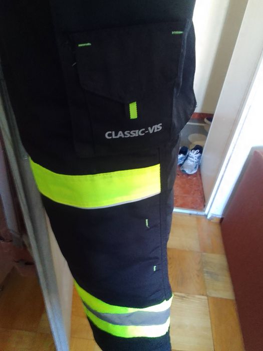 Sprzedam spodnie robocze roz 48