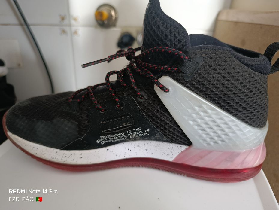 Nike 44 em bom estado