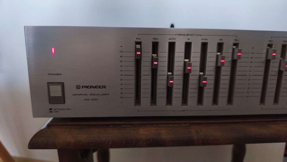 Pioneer SG-300 korektor graficzny equalizer