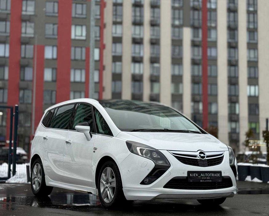 Opel Zafira Tourer OPC-line