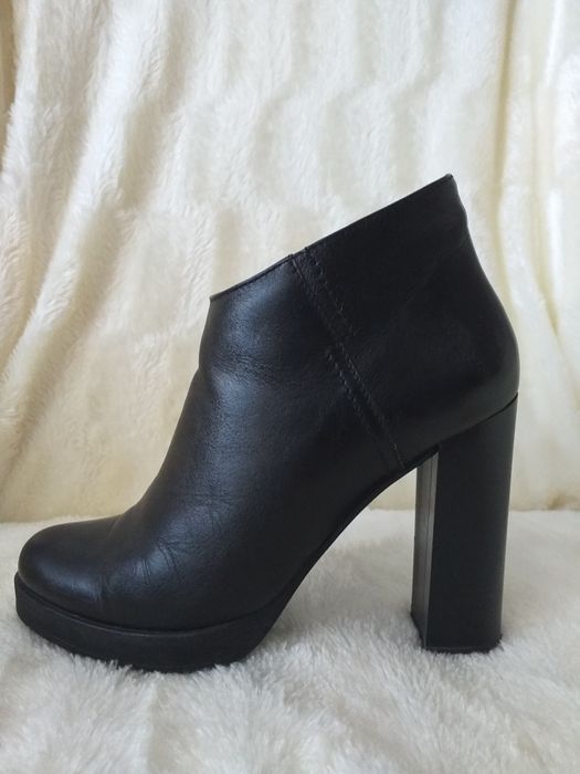 Шкіряні ботильйони