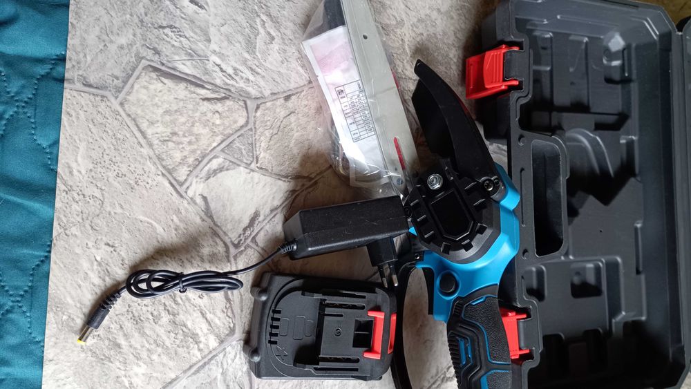 Mini pilarka łańcuchowa 6 cali z 1 × akumulatorem 21V