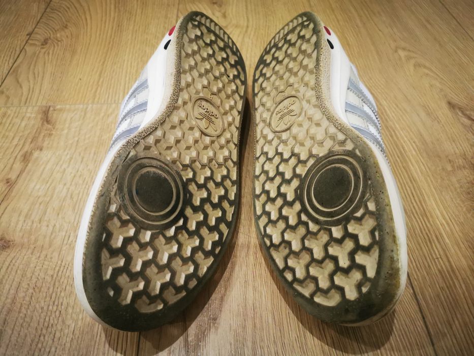 Sapatilhas Adidas Spezial Prata e Branco