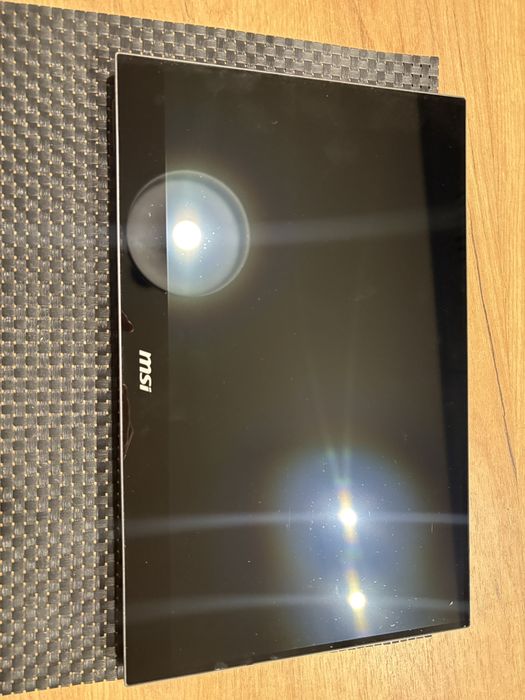 MSI Optix MAG161V przenośny