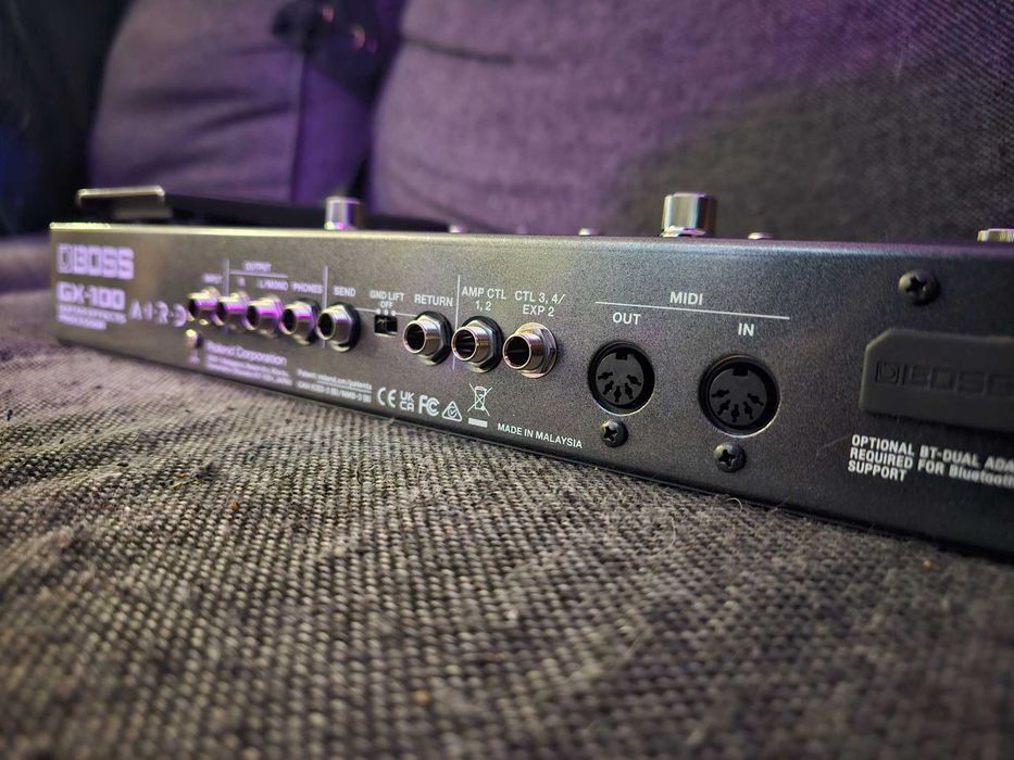 Multiefekt do gitary BOSS GX100