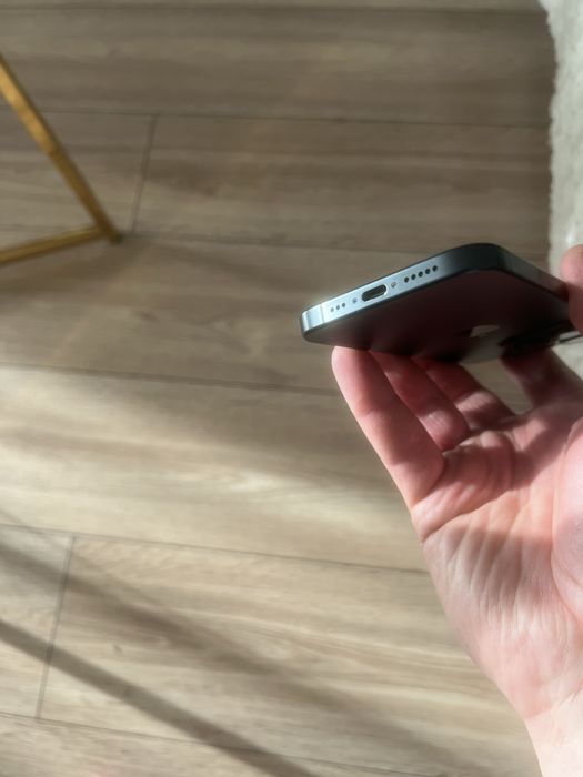 Iphone 15 pro 256 gb black ideał