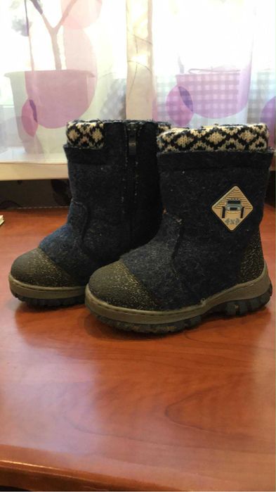 Зимові чобітки/Валянки м.Мічі 27 розмір на овчині